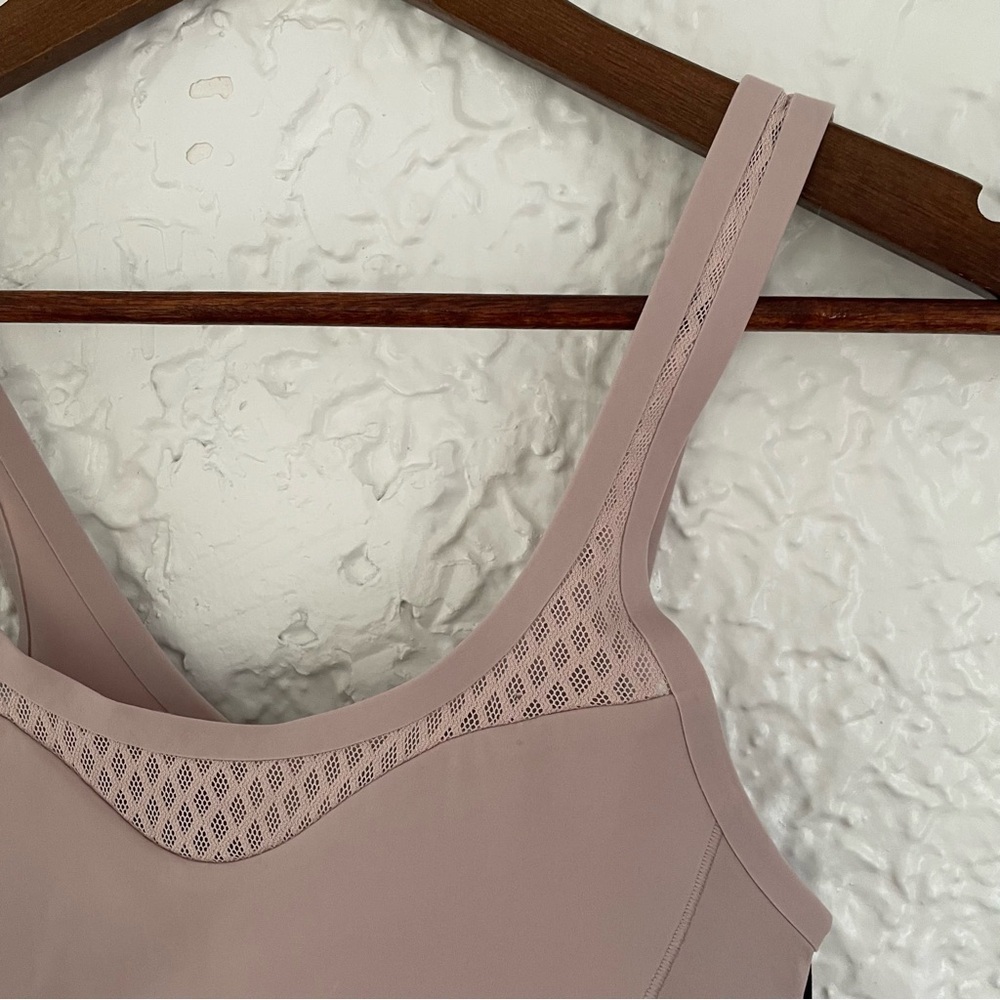 NWT Nike Keyhole Dri-Fit Sports Bra Small - Picture 4 of 10